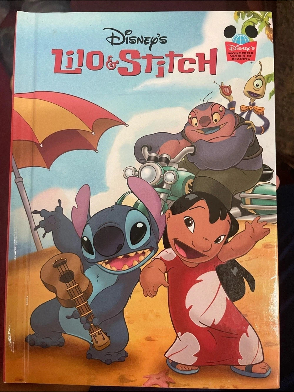 Disney 's Lilo & Stitch (Disney's Wonderful World of Reading) hardcover book